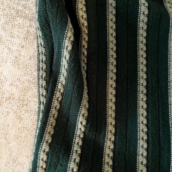 A line knit dress in forest green from guess - Picture 6 of 9